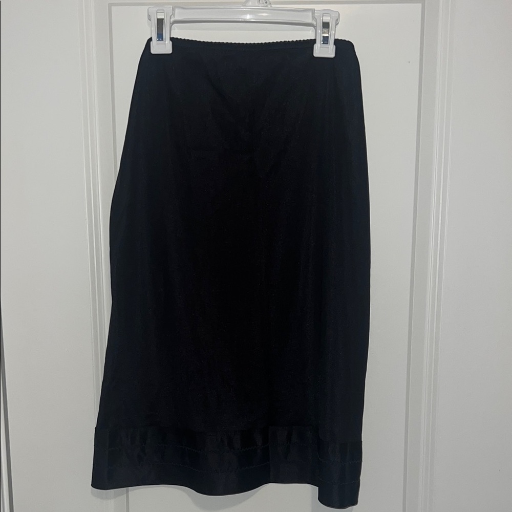 Chic Black Midi Skirt for Women